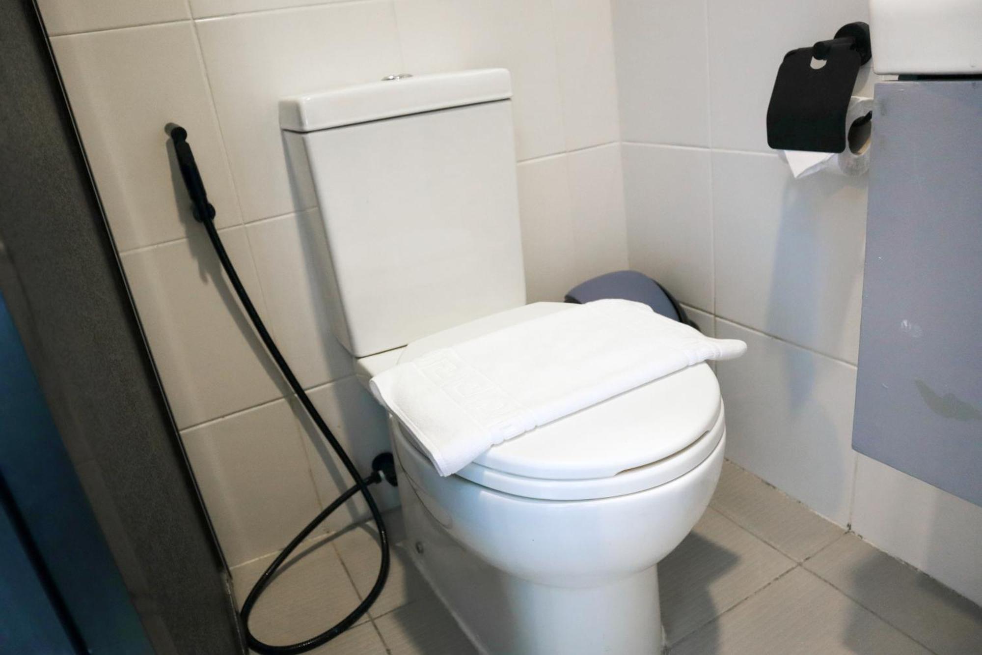 Mystay Hotel Bgc East San Pedro Makati Eksteriør billede